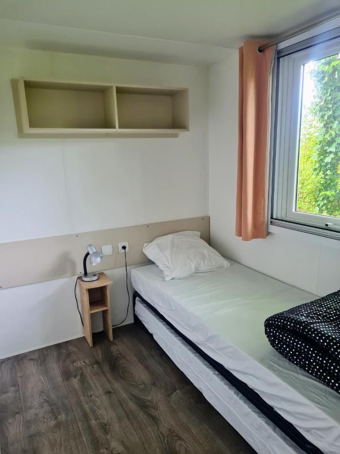 Hebergement Dans Un Domaine A Litteau 外观 照片