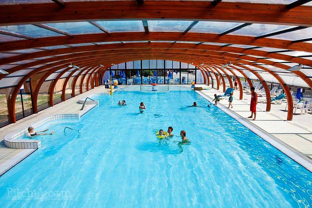 Hebergement Dans Un Domaine A Litteau 外观 照片