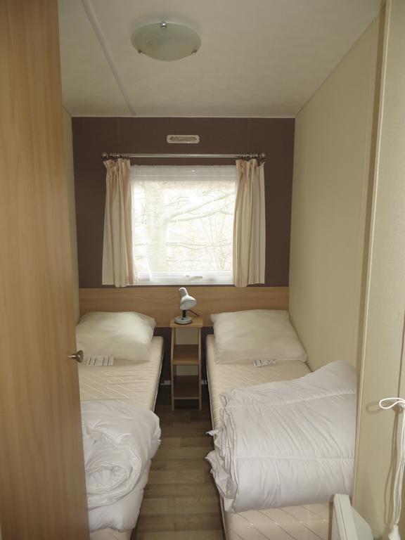 Hebergement Dans Un Domaine A Litteau 外观 照片